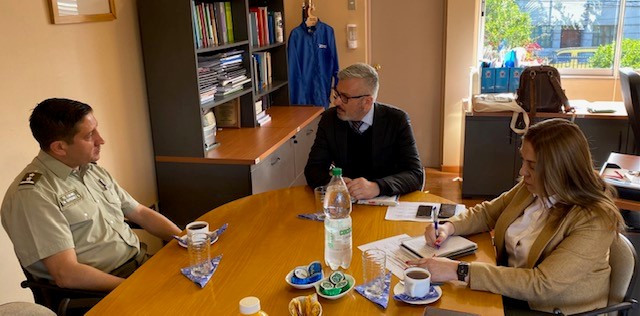 La reuni&oacute;n se llev&oacute; a cabo en dependencias de la Defensor&iacute;a Regional, en Copiap&oacute;.