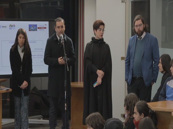 En forma pedag&oacute;gica, los defensores p&uacute;blicos explicaron la Ley de Responsabilidad Penal Adolescente (LRPA).