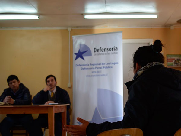 La charla y el di&aacute;logo posterior se realizaron en la sede social de la comunidad, en la localidad de San Pablo.