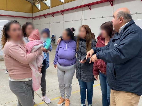 El Defensor Regional del Maule, Jos&eacute; Luis Craig, convers&oacute; con mujeres en el CPF y escuch&oacute; sus inquietudes.