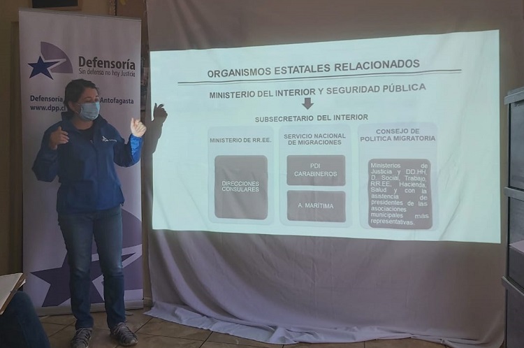 La defensora p&uacute;blica de migrantes de Calama, Mei Ling Pineda, abord&oacute; los aspectos m&aacute;s relevantes de la nueva ley de migraciones 