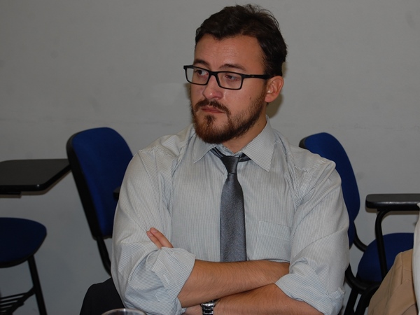 El defensor penal p&uacute;blico Andr&eacute;s Hidalgo represent&oacute; al imputado absuelto.