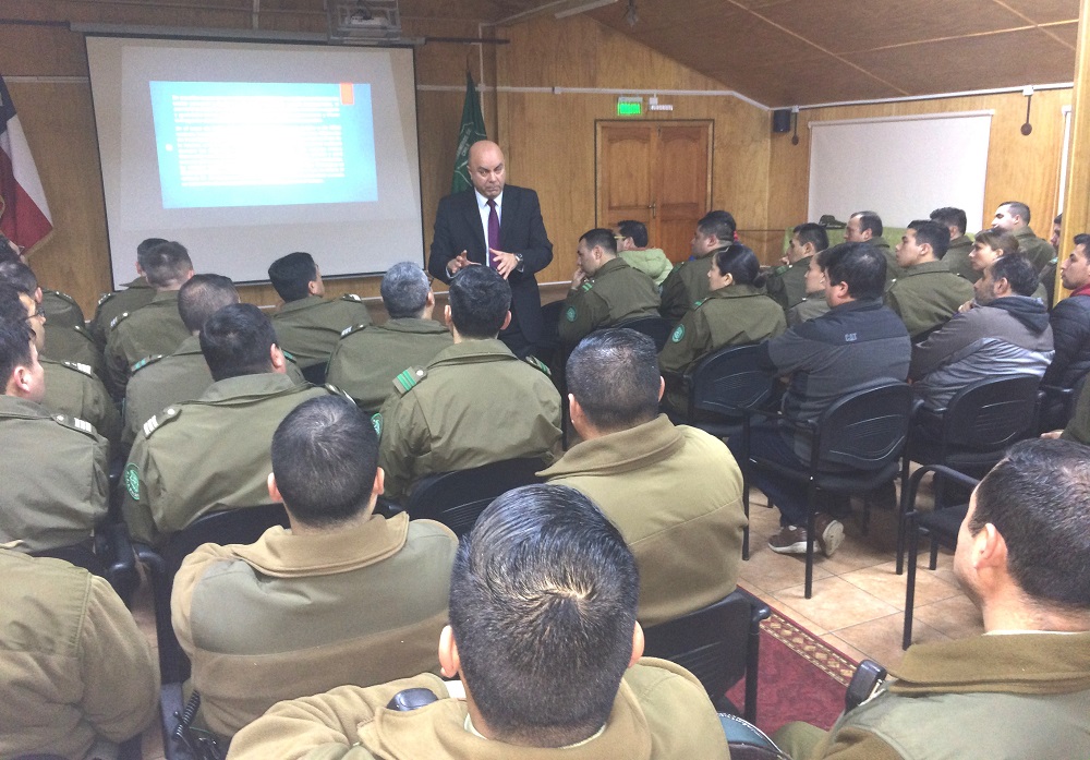 Adem&aacute;s de esta instancia, el abogado realiz&oacute; este ejercicio en las unidades policiales de Lanco y La Uni&oacute;n.