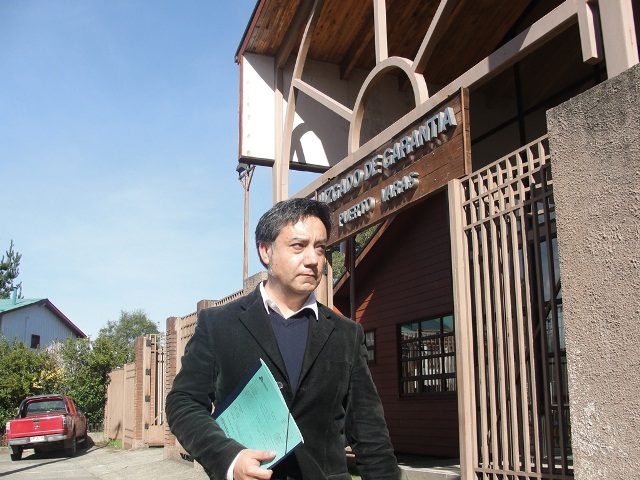 El defensor p&uacute;blico Carlos Jim&eacute;nez represent&oacute; al joven imputado.