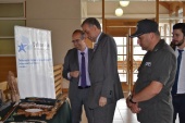Defensor Regional Renato Gonz&aacute;lez junto al juez del Tribunal Oral en Lo Penal de Temuco Jorge Gonzalez