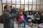 el abogado defensor Gabriel Apaza expone a equipos RPA sobre defensa juvenil con enfoque intercultural.