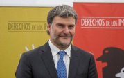 El Defensor Nacional, Andr&eacute;s Mahnke, quien tambi&eacute;n ejerce la Coordinaci&oacute;n General de AIDEF.