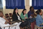 Migrantes colombianos en charla de difusi&oacute;n en Temuco
