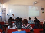 El defensor local jefe de Copiap&oacute;, Eugenio Navarro presenta el "proyecto Inocentes" a alumnos de 4&deg; a&ntilde;o de Derecho de la Universidad de Atacama.