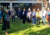 Para comenzar la jornada la Asociaci&oacute;n Ind&iacute;gena de Chill&aacute;n a trav&eacute;s de su machi realizaron una rogativa