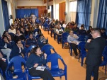 : Los docentes en la charla del Jefe de Estudios de la DPP Tarapac&aacute;, Gabriel Carri&oacute;n. 