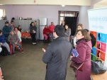 Mujeres participaron activamente del dialogo,  dando cuenta de sus inquietudes y problemas a los profesionales de la Defensor&iacute;a. 