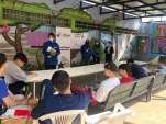 Una activa conversaci&oacute;n sostuvieron los adolesntes y el equipo de la Metropolitana Sur en relaci&oacute;n con sus derechos. 