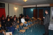 El Jefe de Estudios, Renato Gonz&aacute;lez conversa con migrantes en casa de acogida "Nuestra Se&ntilde;ora de Guadalupe" en Copiap&oacute;.