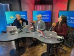 Con mucho inter&eacute;s los periodistas del programa "T&uacute; Ma&ntilde;ana Araucan&iacute;a" conversaron con el defensor regional