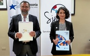 Defensor Regional de Antofagasta y Directora Nacional de SJM firmaron convenio de colaboraci&oacute;n 