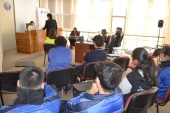 Simulacion de la audiencia de formalizacion de una mujer imputada por parricidio