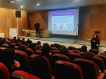 La exposici&oacute;n se realiz&oacute; en el auditorio del Liceo castre&ntilde;o