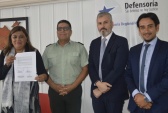 El defensor regional, Ra&uacute;l Palma firma protocolo en beneficio de las mujeres condenadas de Atacama.