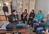 La abogada y asesora jur&iacute;dica Roc&iacute;o Burgess se re&uacute;ne con las familias de los j&oacute;venes del Centro de Cumplimiento de Salidas Alternativas