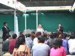 El Jefe de Estudios y los defensores penitenciarios de Tarapac&aacute; dialogan con las internas condenadas del Penal de Mujeres de Iquique.