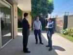 Osvaldo Pizarro, Defensor Nacioanl (s) conversa con el Defensor local Carlos Garc&iacute;a y el Director Adimistrativo Samuel Poblete