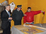 Defensor Nacional recorri&oacute; taller de carpinter&iacute;a de la c&aacute;rcel de Temuco