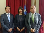 El ministro Javier Moya acompa&ntilde;ados de la Defensora Regional Viviana Castel y el abogado Eduardo Camus
