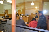 Luego que el Tribunal resolviera dejar al joven en prisi&oacute;n preventiva, los defensores Pizarro y Salinas trabajan en el recurso de apelaci&oacute;n  