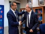 El Defensor Nacional y el director (S) de Agcid presentaron el documento.