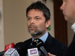 Tras su alegato, Claudio Fierro explic&oacute; a la prensa las causales que fundan el recurso de nulidad en favor de Jos&eacute; Peralino.