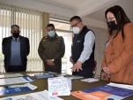 : La entrega del material impreso de difusi&oacute;n de derechos.
