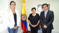 El Defensor Regional (S) junto a la C&oacute;nsul de Colombia y la defensora penitenciaria