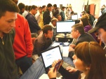 La atenci&oacute;n fue intensiva y dur&oacute; m&aacute;s de 3 horas, con conexi&oacute;n en l&iacute;nea a los sistemas inform&aacute;ticos de la Defensor&iacute;a.