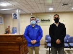 El Defensor Regional de Tarapac&aacute; y el convencional constituyente Hugo Guti&eacute;rrez, tras su encuentro protocolar.
