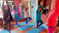 En la Secci&oacute;n Femenina de la C&aacute;rcel de Coyhaique se desarrolla el taller de yogaterapia.