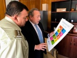 El prefecto de la provincia de Llanquihue agradeci&oacute; el material entregado por la Defensor&iacute;a Penal