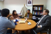 Los directivos de la Defensoria junto al nuevo consul general de Colombia, ricardo Quimbaya