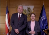 Una de las primeras actividades del Defensor Moraga fue reunirse con la Presidenta de la I. Corte de Apelaciones de Coyhaique, Ministra Alicia Araneda