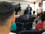 Los defensores penitenciarios Alvaro Jim&eacute;nez, Geraldine D&iacute;az,junto al coordinador Sergio Zenteno en charla con condenados en la 
