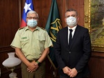 Tanto el general director de Carabineros como el Defensor Nacional (S) valoraron la actual colaboraci&oacute;n mutua entre ambas instituciones.