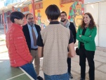 Los defensores regionales Crhistian Basualto (Sur) y Daniela B&aacute;ez (Norte), y el Jefe de estudios Mario Araya, conversaron con j&oacute;venes. 