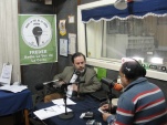 El abogado Germ&aacute;n Echeverr&iacute;a en la radio "La Voz de la Costa"