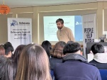 La exposici&oacute;n estuvo a cargo del defensor Felipe Ahrens