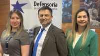 (izq./der) Carolina Vasquez, asistente social penitenciaria; Rodrigo Lillo, jefe estudios regional y Priscilla V&aacute;squez, defensora penitenciaria.