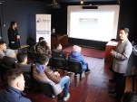 El defensor juvenil Juan Gonz&aacute;lez se reuni&oacute; con unos 20 j&oacute;venes quienes cumplen sentencia en Centro del SENAME
