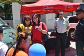 Las defensoras penales Claudia Chaparro y Patricia Flores ense&ntilde;aron a los vecinos qu&eacute; es un imputado y como son representados por la Defensor&iacute;a