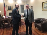 Presidente de la Corte de Apelaciones de Chill&aacute;n, Dar&iacute;o Silva, recibe al Defensor Regional Rodrigo Flores Ulloa.  
