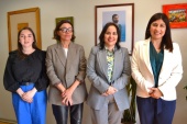 Jefas de servicios y profesionales que participaron en la reunion