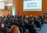 La Defensora Regional Metropolitana Norte, Daniela B&aacute;ez y el Defensor Regional (S) Metropolitano Sur, Crhistian Basualto, en Balance de Gesti&oacute;n 2022.